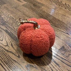 Halloween Sherpa Pumpkin